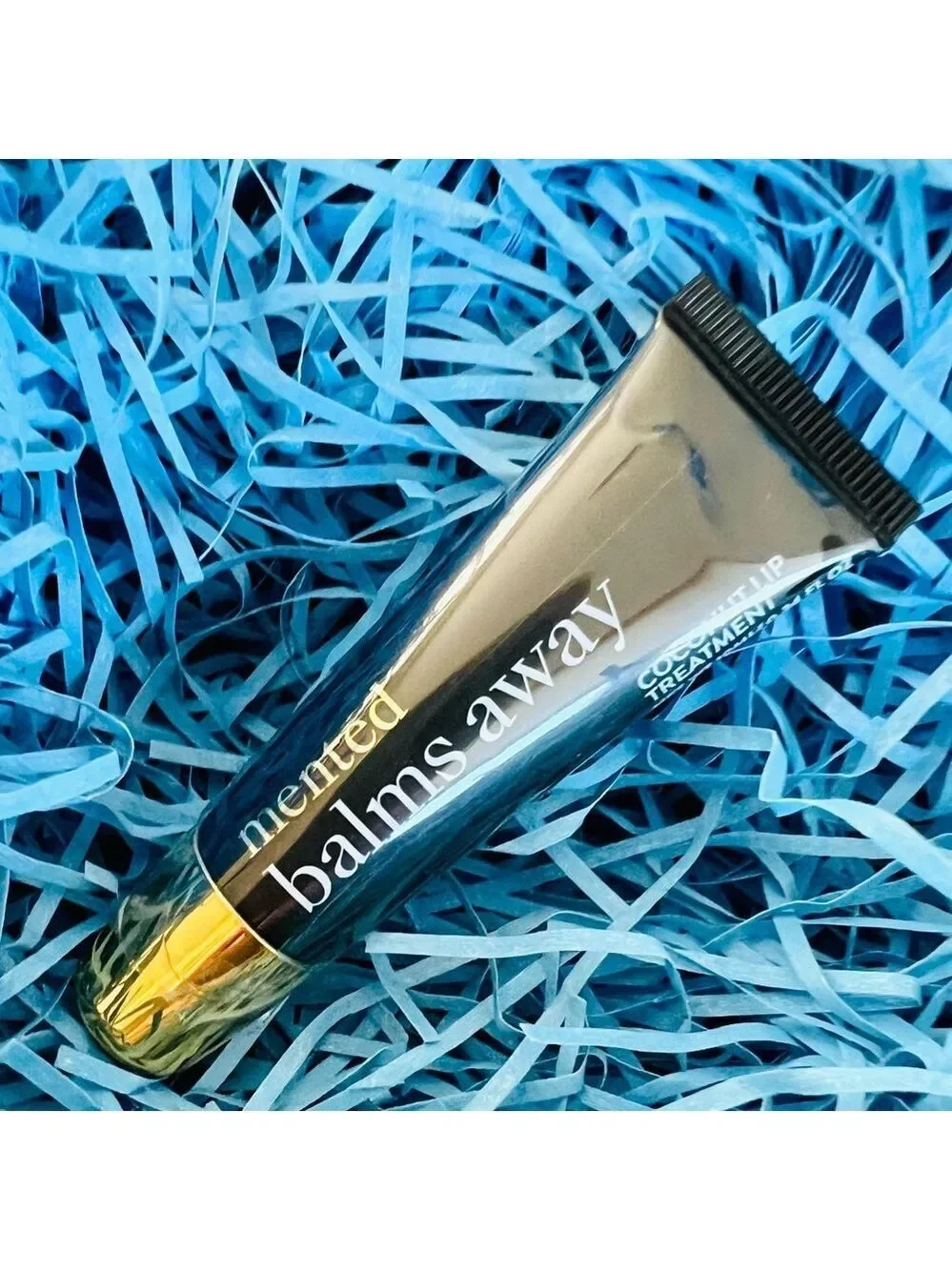 New/Sealed Mented Balms Away Coconut Lip Treatment